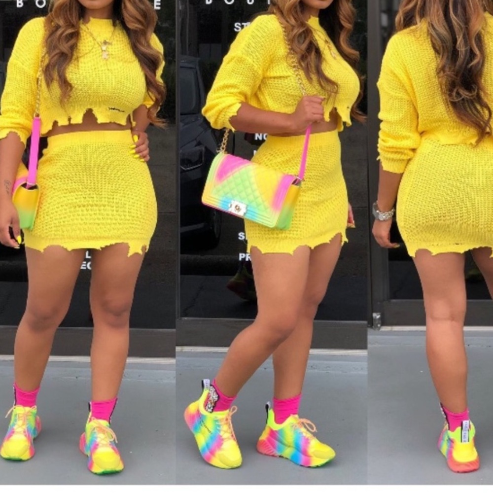 Unique Sexy Yellow Cut Neck Distressed Choppy Ends & Cuffs Knit Fur Crop Shirts